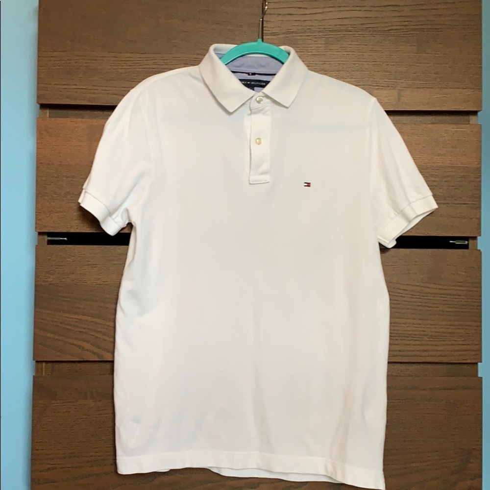 Tommy Hilfiger white polo Size: M